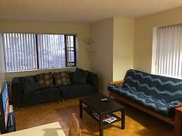 Toronto Furnished Living - Gerard St. E