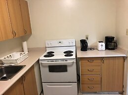 Toronto Furnished Living - Gerard St. E