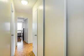 Toronto Furnished Living - Gerard St. E