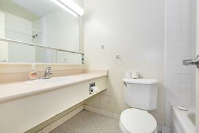 Toronto Furnished Living - Gerard St. E