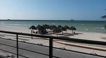 Hotel & Suites Domani