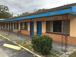 Cadillac Motel Fanning Springs