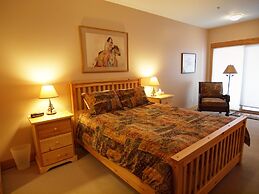 Mountain Town Properties Cascade Lodge 2E