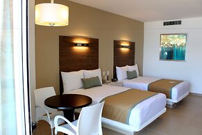 Pacific Palace Beach Tower Hotel