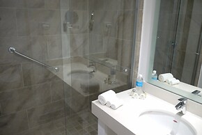 Pacific Palace Beach Tower Hotel