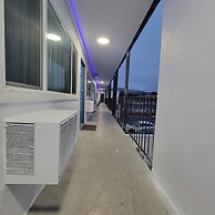 The Guest Harbor Inn - Port of Los Angeles San Pedro