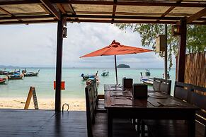 Wapi Resort Koh Lipe