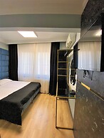 Orange Airport Hotel