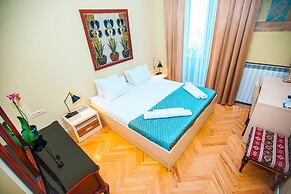 Hotel Rustaveli