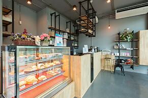 Maya Phuket Airport Hotel