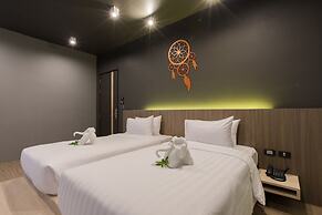 Maya Phuket Airport Hotel