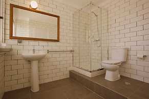 Amar Hostel, Suites & Surf Camp