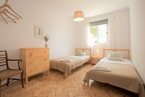 Amar Hostel, Suites & Surf Camp