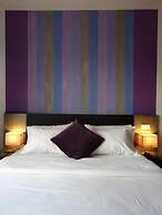 MEN's Resort & Spa - Caters to Gay Men