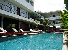 MEN's Resort & Spa - Caters to Gay Men