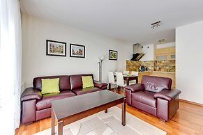 Apartinfo Center Apartments