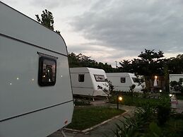Kenting Houbihu Camping car