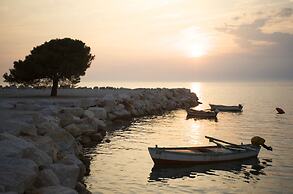 Rivalmare Boutique Hotel