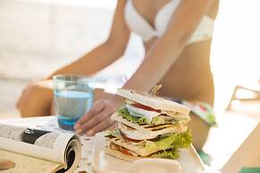 Rivalmare Boutique Hotel