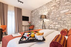 Rivalmare Boutique Hotel