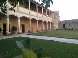 Parador Castillo De Monterrei