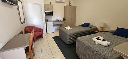 Charters Towers Motel