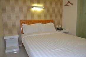 Casa Rafael Business Inn