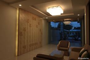 Casa Rafael Business Inn