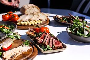 Pacific Jemm - Luxury Super Yacht