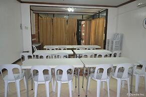 Antonio's Apartelle & Suites