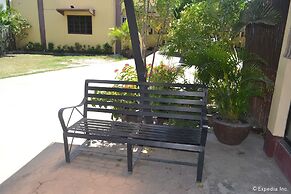 Antonio's Apartelle & Suites