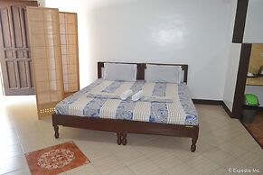 Antonio's Apartelle & Suites