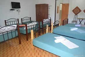 Antonio's Apartelle & Suites