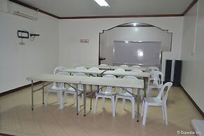 Antonio's Apartelle & Suites