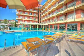 Hotel Adria Beach Club
