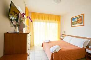 Hotel Adria Beach Club