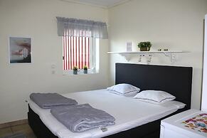 Kärraton Vandrarhem - Hostel