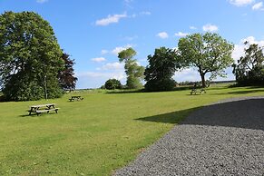 Kärraton Vandrarhem - Hostel