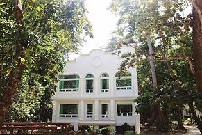 Matinloc Island Resort