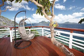 Matinloc Island Resort