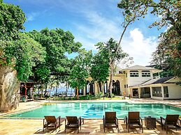 Matinloc Island Resort