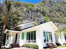 Matinloc Island Resort