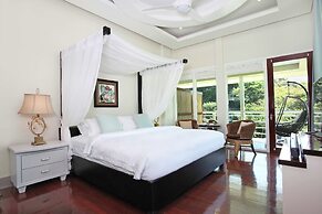 Matinloc Island Resort