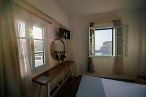 St. Paul’s Bay View Suites