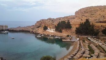 St. Paul’s Bay View Suites