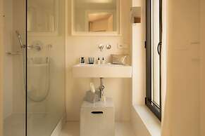 9Hotel Sablon