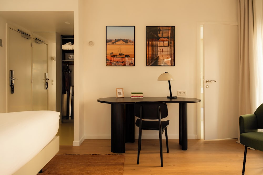 9Hotel Sablon