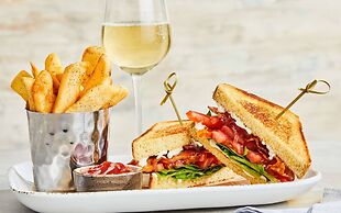 Courtyard by Marriott Dallas Midlothian-Midlothian Conf Ctr