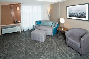 Courtyard by Marriott Dallas Midlothian-Midlothian Conf Ctr