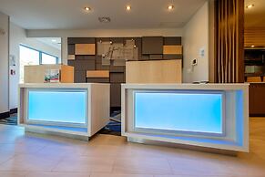 Holiday Inn Express & Suites Eagan - Minneapolis Area by IHG